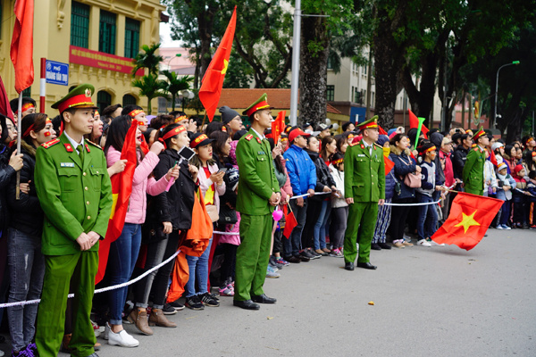 Dòng người dài 30km chào đón đội U23 Việt Nam trở về Dòng người dài 30km chào đón đội U23 Việt Nam trở về